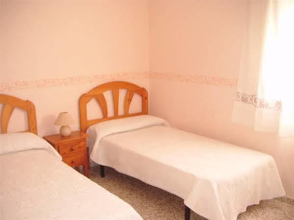 Hostal Villa Mercedes Chipiona Luaran gambar