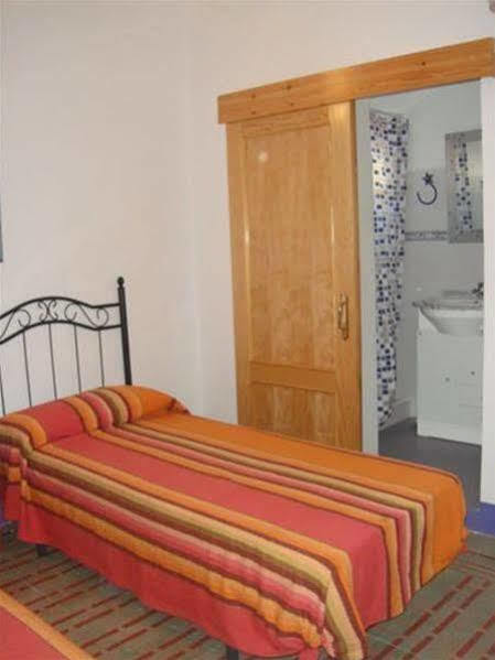 Hostal Villa Mercedes Chipiona Luaran gambar