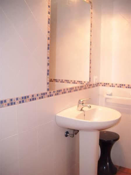Hostal Villa Mercedes Chipiona Luaran gambar